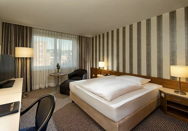 Zurkirchen Reisen Carreisen Stuttgart 02